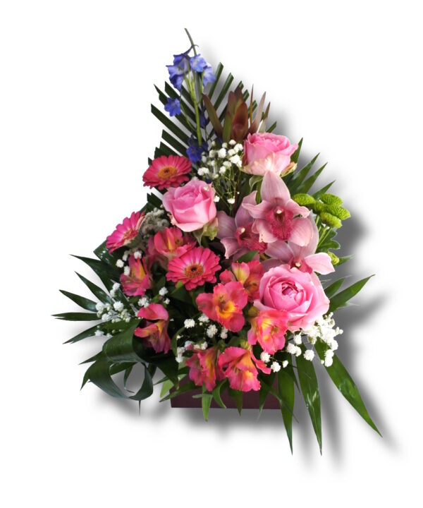 Aranjament floral in cutie de cadou mov, care contine Trandafir, Orhidee, Gerbera, Delfin, Astromelia, Leucadendron, Santini